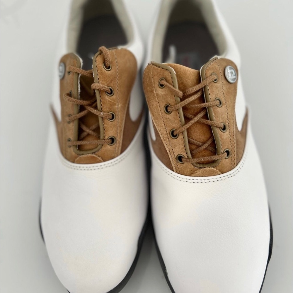 NWOT FootJoy LoPro Waterproof SoftSpikes Ladies Golf Shoes